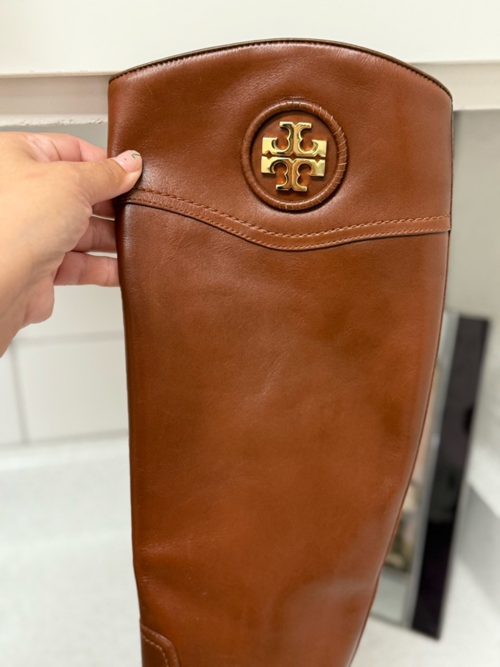 Tory Burch Chestnut Brown Leather Knee Boots with Gold Logo - Picture 4 of 9